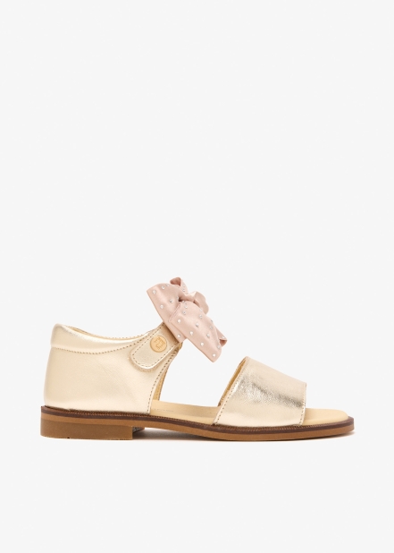 Bow-embellished sandals